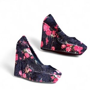 Floral Wedge Heels